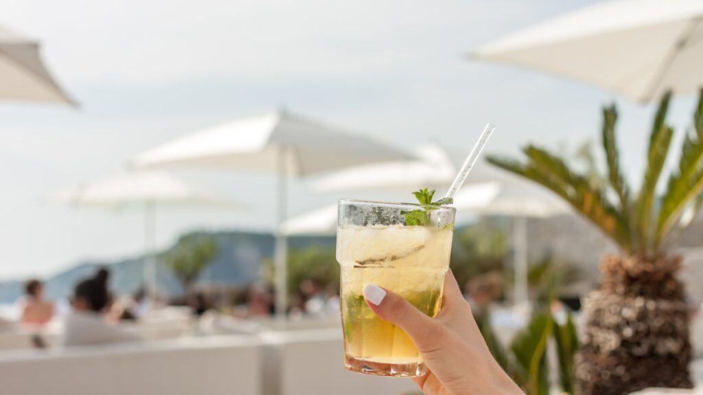 Tips For Enjoying Barcelona Beach Clubs